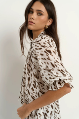 Ivy & Jack Certainty Shirred Neck SS Top - White Chocolate Animal