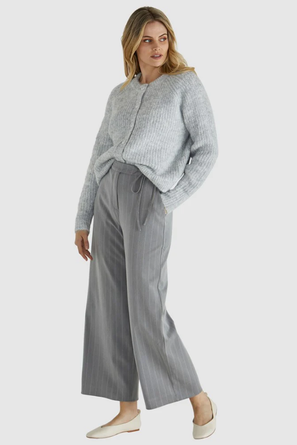 Sass Romee Cardi - White Marle