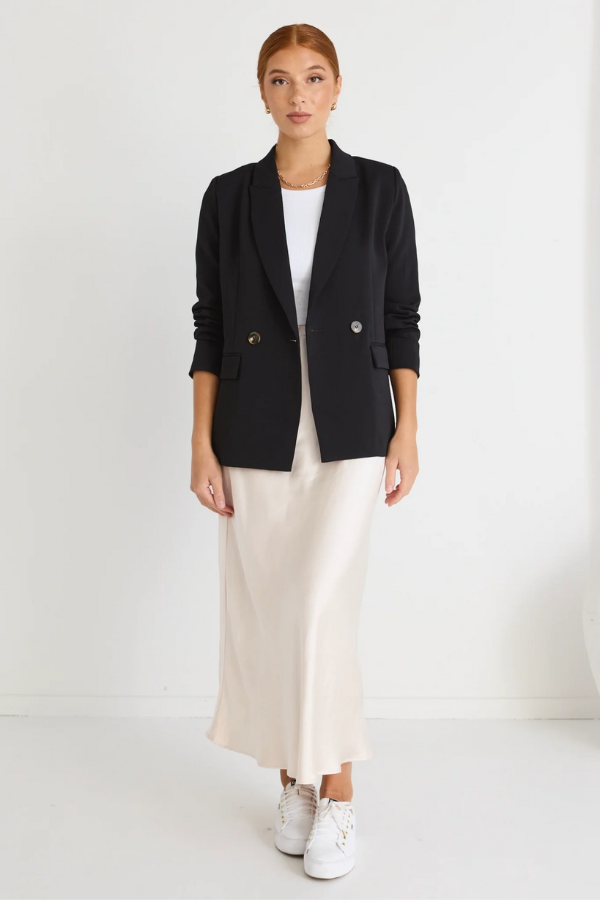 Ivy & Jack Cooper Crepe Boyfriend Semi Fitted Blazer - Black