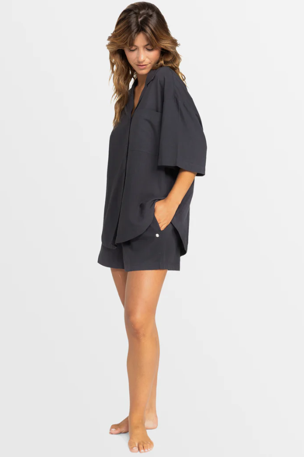 Roxy Bisous SS Shirt - BLACK