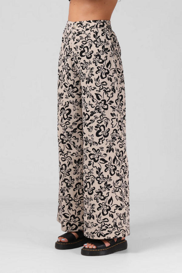 RPM Canguu Pant - Beige Floral
