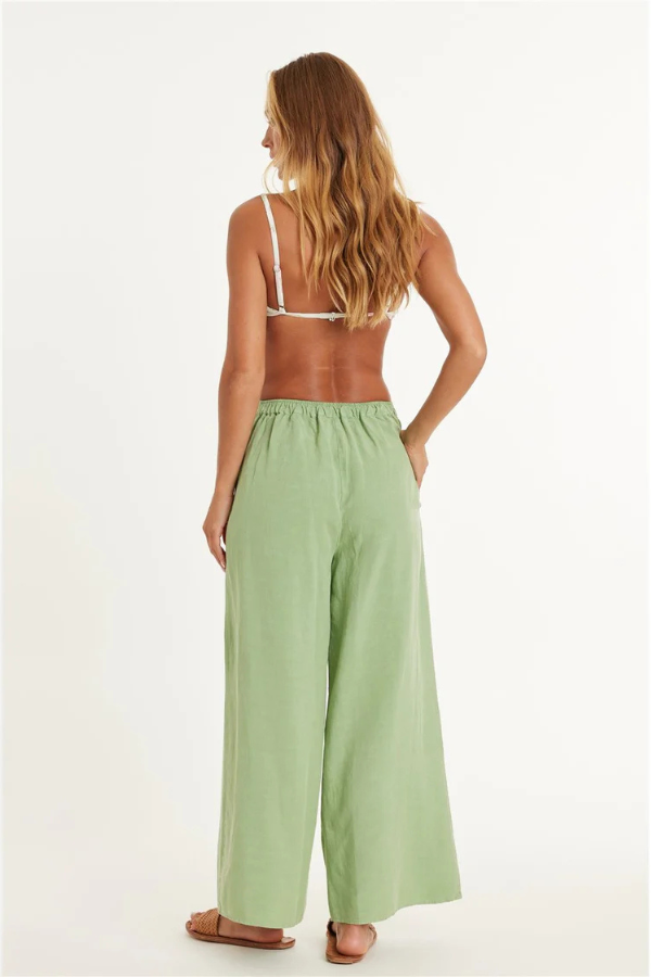 Amuse Mackenzie Woven Crop Pant - ISLAND GREEN