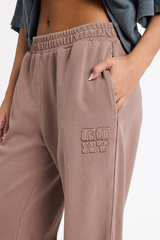 Roxy Steppin Up Trackie Pant - MOCHA