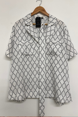 Pre-Loved Decjuba White/Black SS Shirt + Belt 18