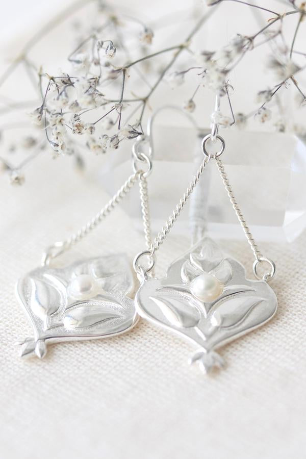 Cloud Nine Lotus Drop Pearl Earrings - Silver