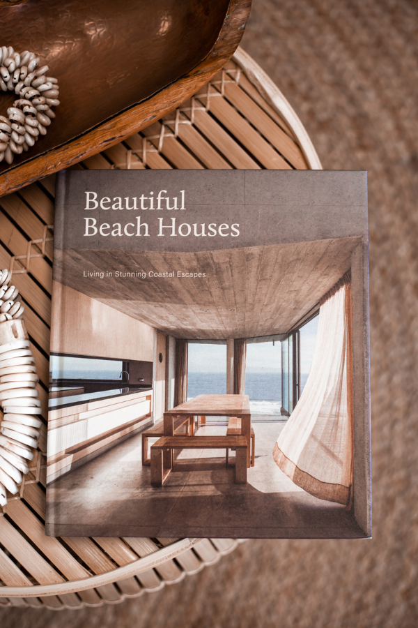 Beautiful Beach Houses: Living in Stunning Coastal Escapes